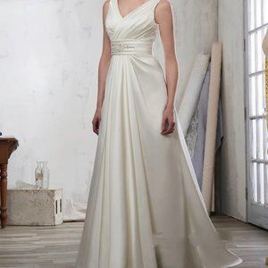Lovely Wedding Gown - New